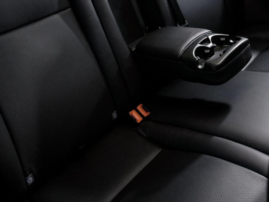  Land Rover Freelander 2 HSE i6 2006 года  (фото 38 из 193)